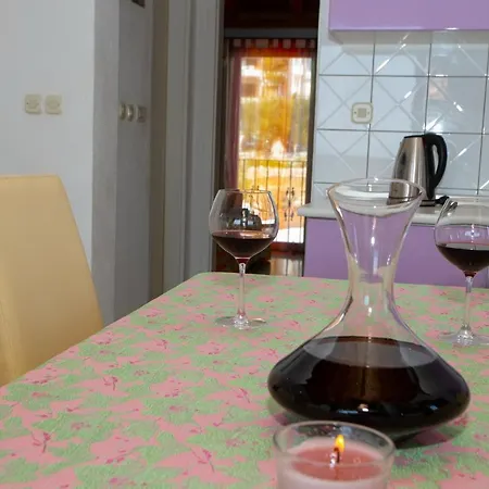 Slobodan Apartamento Makarska