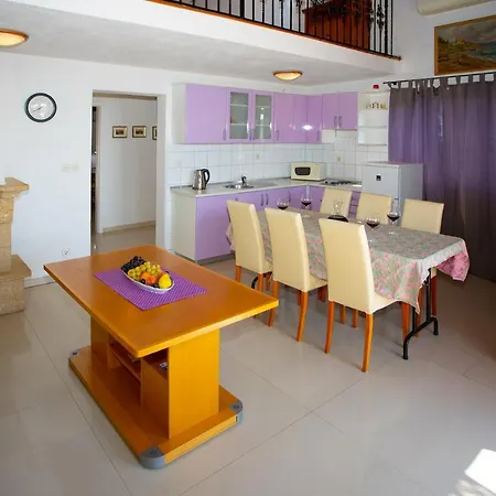Slobodan Apartment